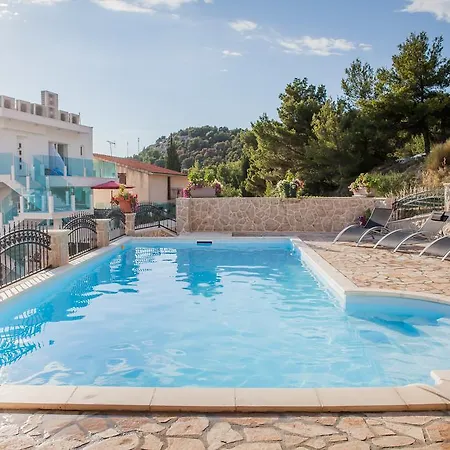 Apartments Villa Matea Zaboric Exterior photo