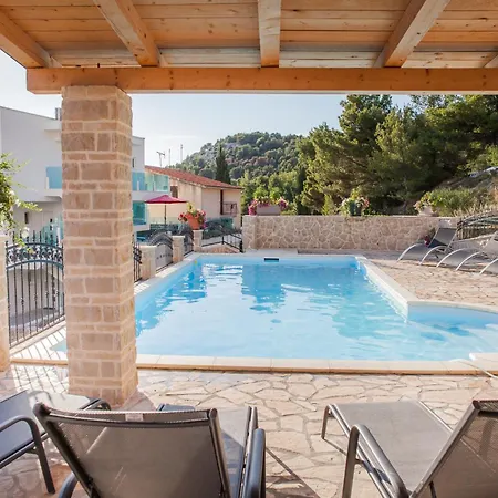 Apartments Villa Matea Zaboric Exterior photo
